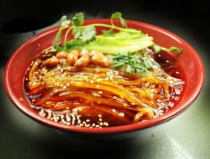 小马哥酸辣粉加盟